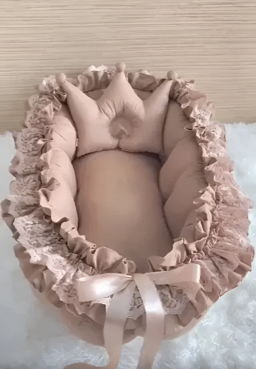 Newborn Baby Bed – Soft & Comfortable Sleeping Nest for Infants